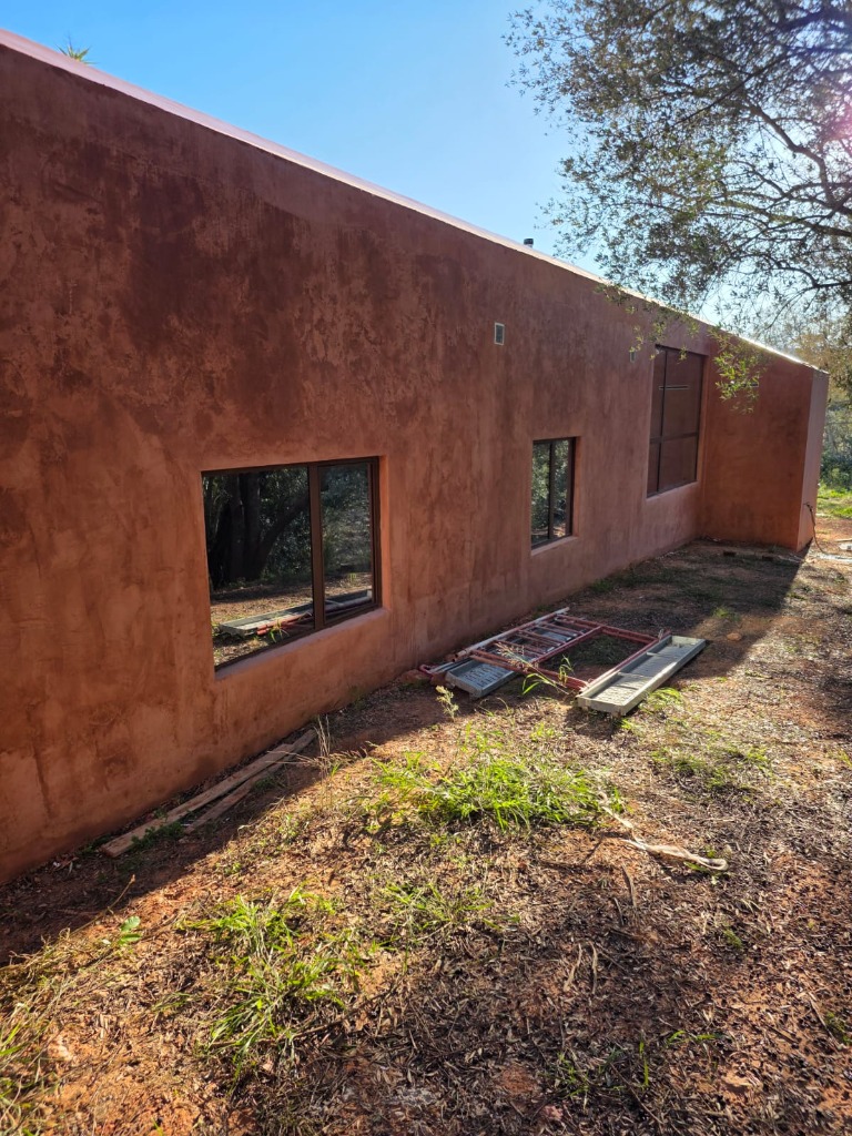 Fachada com revestimento de cal